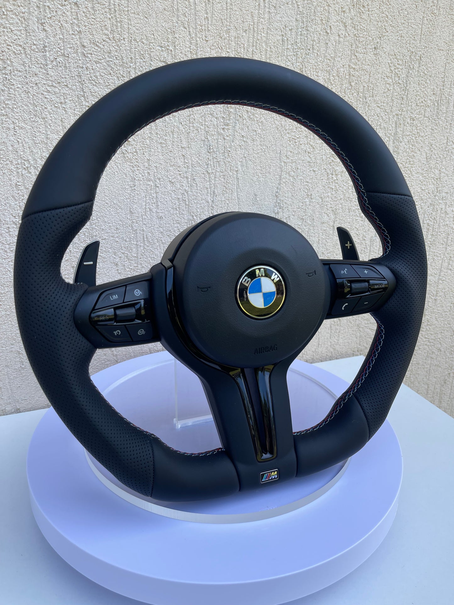 🏁 Volan Sport AT Performance – BMW Seria F , Piele Perforată, Cusături ///M