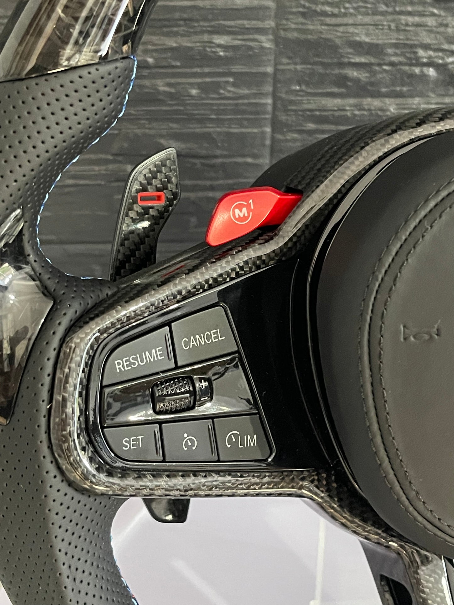 🏁 Volan Sport AT Performance – BMW Seria G – Carbon Forjat