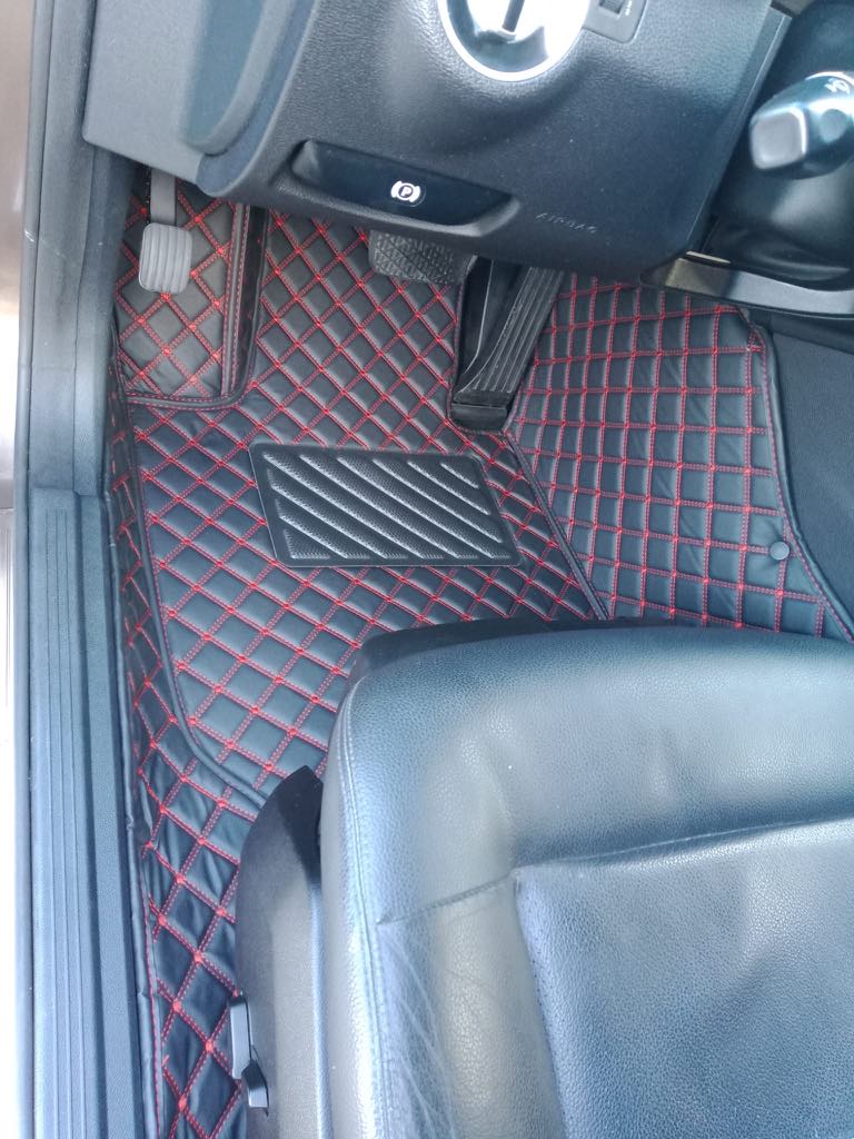 Covorase auto Premium Porsche Panamera, Negru + rosu