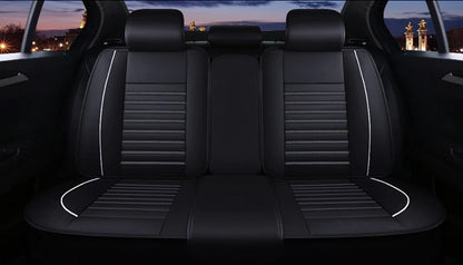 Huse auto Ford Clasic Negre cu Alb / 4 pernute incluse